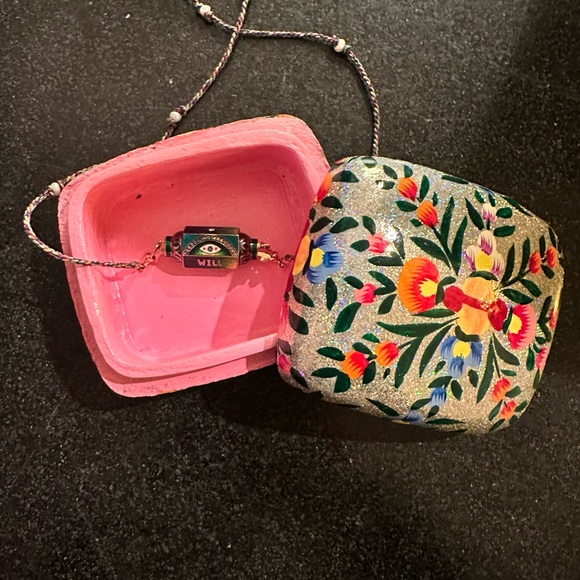 Marie Lichtenberg Eye Will Locket - Picture 6 of 6